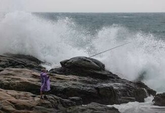 Taiwan allerta per super tifone Kong rey previsti venti di 240 Km7h