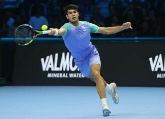 Alcaraz esordio choc alle Atp Finals spagnolo battuto da Ruud