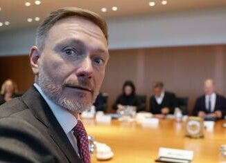 Germania crisi di governo Scholz licenzia ministro Finanze Lindner