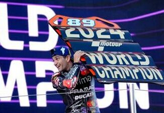 Martin campione MotoGp il discorso e la citazione Come diceva Berlusconi. Video