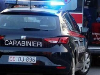 Parma precipita da capannone morto operaio