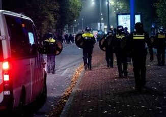 Pogrom o provocazioni la notte folle di Amsterdam con caccia allebreo