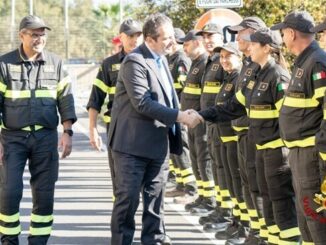 Prefetto Castaldo visita comando Vigili del Fuoco Cagliari