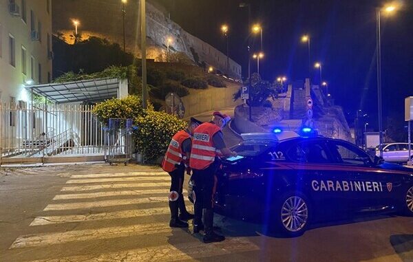 controlli dei carabinieri a Cagliari